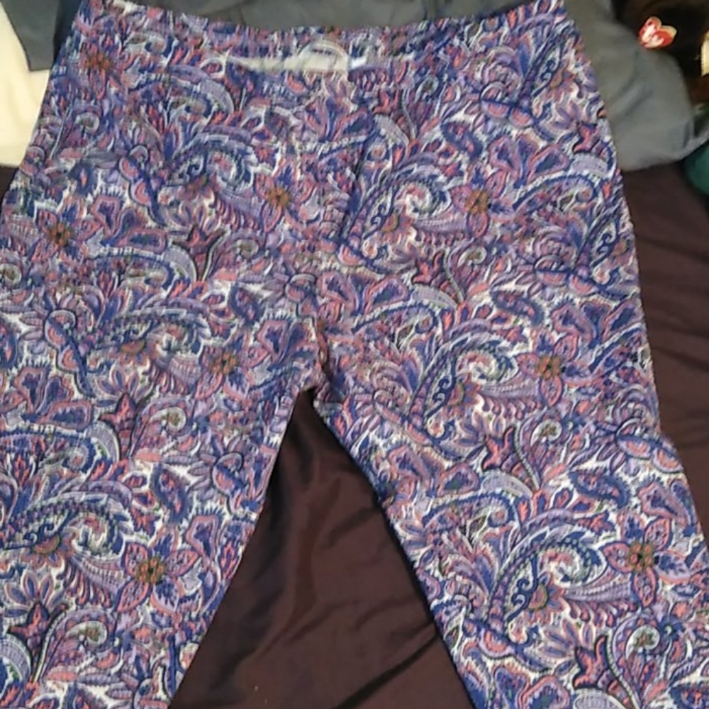 Ankle Pants